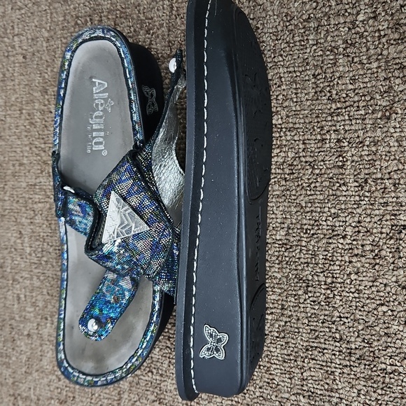 Alegria Carina Leather Sandals Blue Metallic Design Sz 38 / 8 Womens - Picture 7 of 9